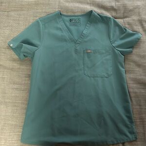 Figs brand scrub top